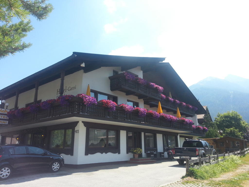Hotel Garni Dietrich Seefeld in Tirol Buitenkant foto