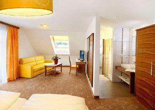 Hotel Garni Dietrich Seefeld in Tirol Buitenkant foto